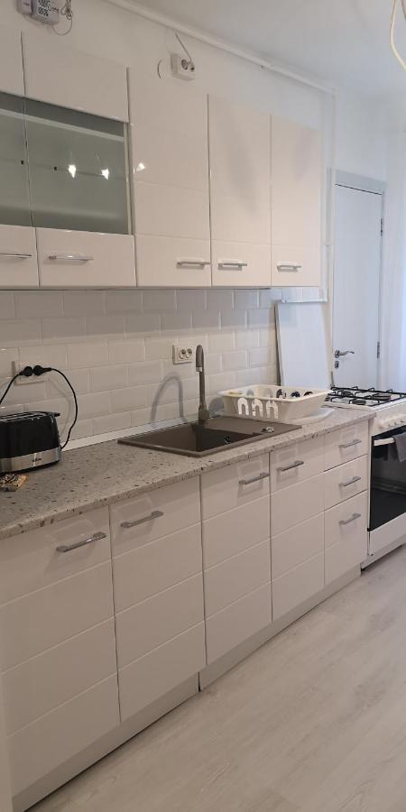 Diamond Apartment Târgu-Mureş Extérieur photo